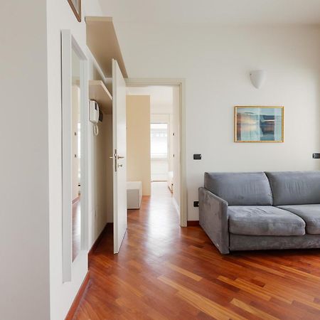מילאנו Bright & Comfy Apartment With Parking מראה חיצוני תמונה